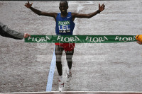 Martin Lel Wins The 2008 London Marathon