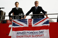 Tom Hardy & Harrison Ford Show their Support