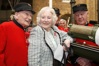 Dame Vera Lynn & Chelsea Pensioners