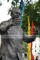 Nelson Mandela Statue in London 07